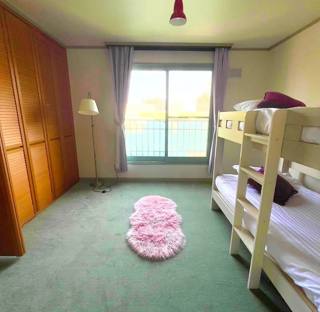 Holiday home 貸切3階建て Pon Yama Sapporo Villa