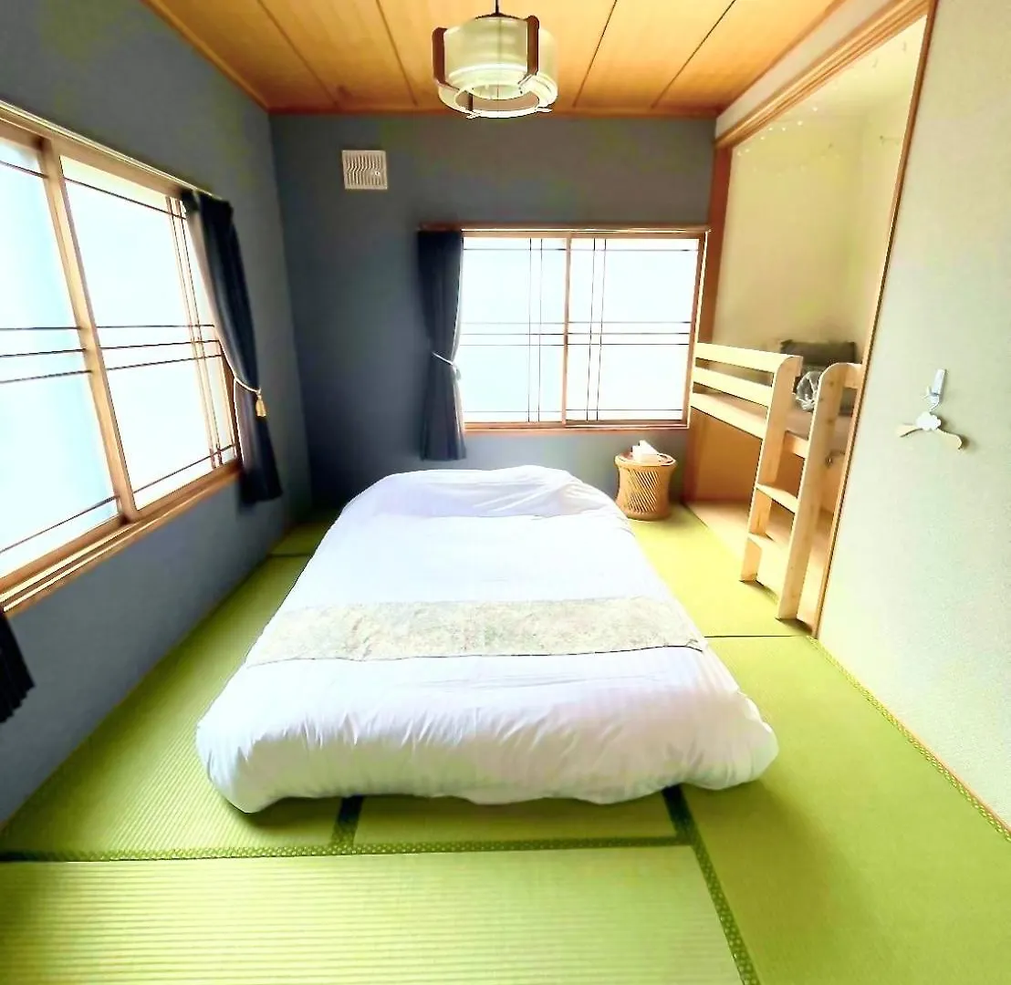 貸切3階建て Pon Yama Sapporo Villa Holiday home